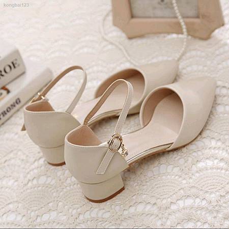 勾出鞋_01.jpg 勾出鞋_01.jpg