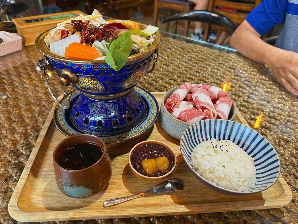 【彰化｜員林】員林定食｜金雲堂人文茶館，吃飯聊天_打發時間_