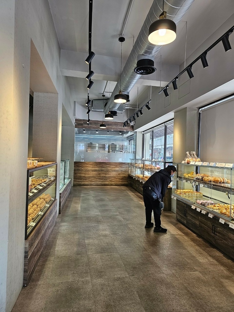 【彰化｜彰化市】彰化麵包店｜超特別的魚頭造型蛋糕在這裡買｜寫