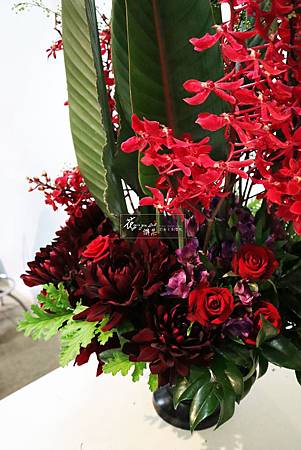 ‖玄關花‖ 開門瞬間,主人品味自然流露, 一天疲憊瞬間融化,沁潤溫暖的家。 -------------------------- Designer花雅集 ‖玄關花‖ 開門瞬間,主人品味自然流露, 一天疲憊瞬間融化,沁潤溫暖的家。 -------------------------- Designer花雅集