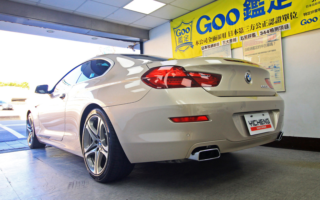 BMW 650i COUPE F13 經典BMW V8 4.