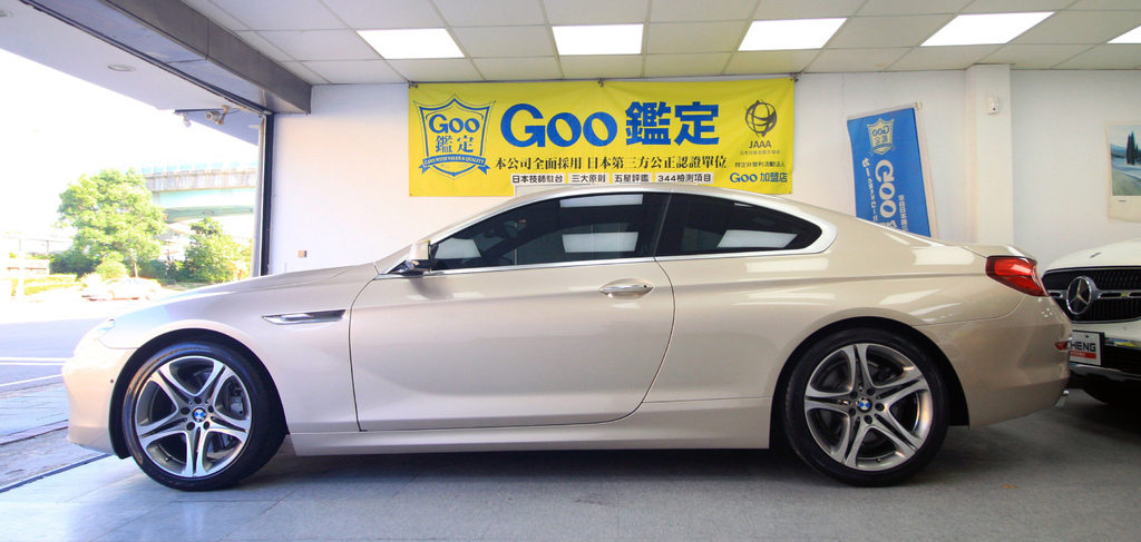 BMW 650i COUPE F13 經典BMW V8 4.