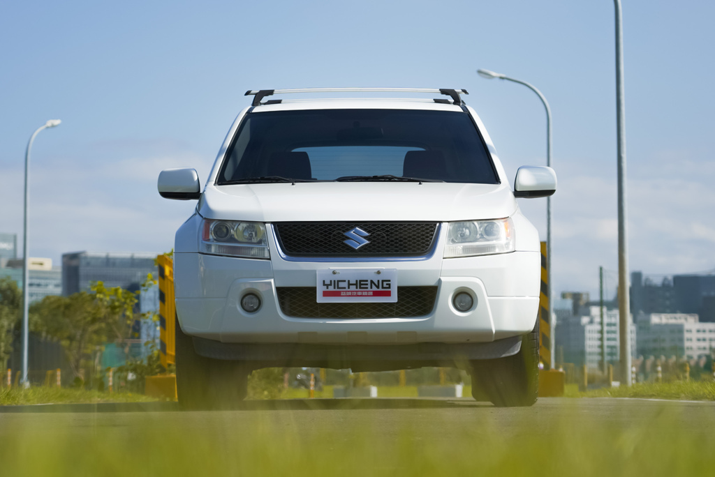 SUZUKI GRAND VITARA JP 2.7 GLX