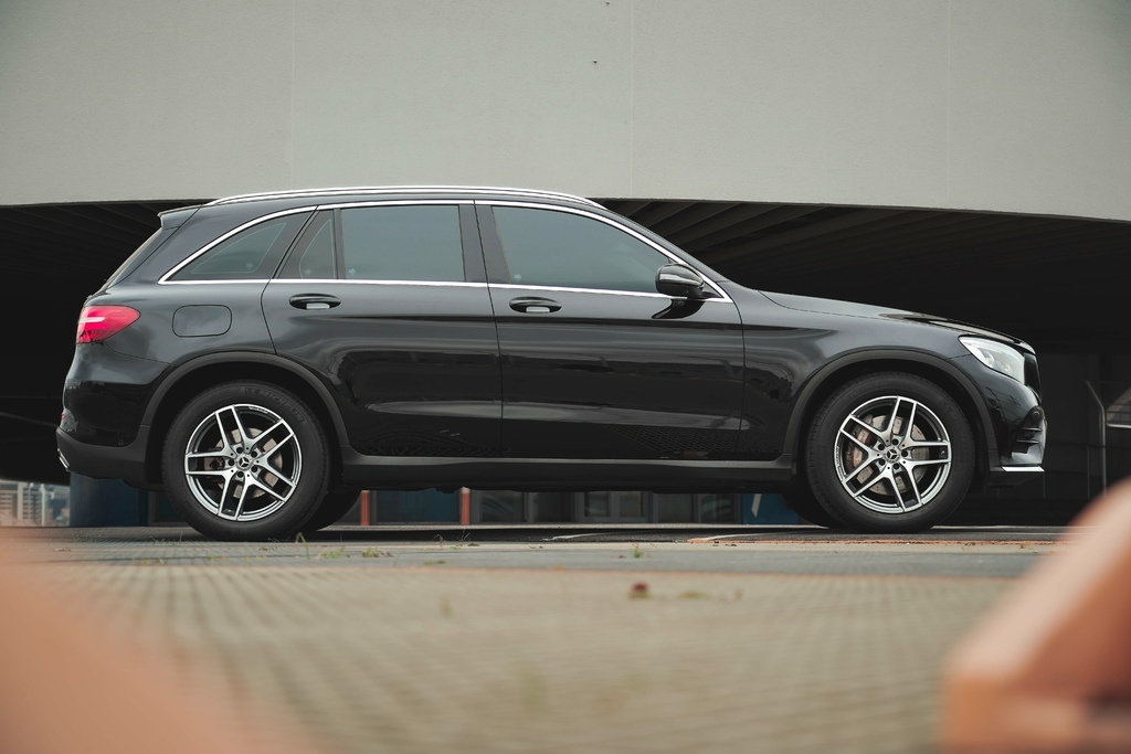 BENZ GLC250 AMG 4MATIC 總代理一手超低