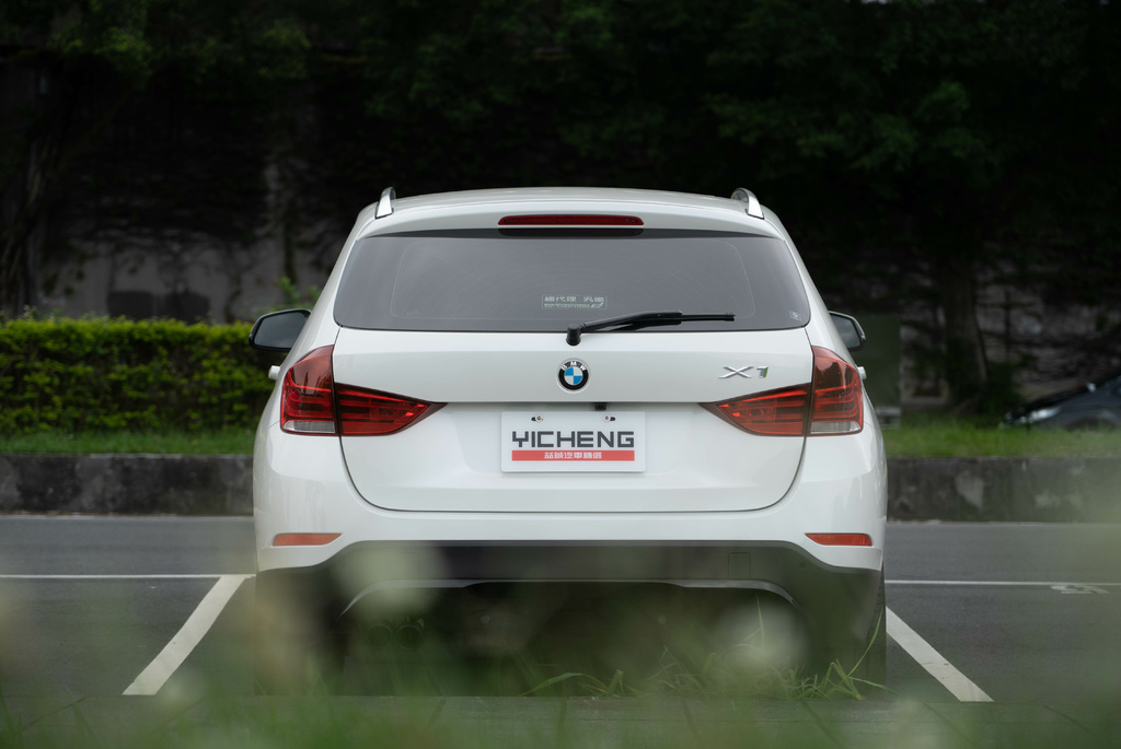 BMW X1 20i S-DRIVE E84 全景跑車套件美