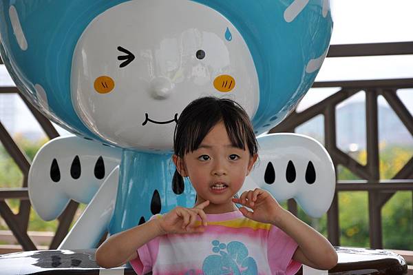 DSC_0051.JPG DSC_0051.JPG