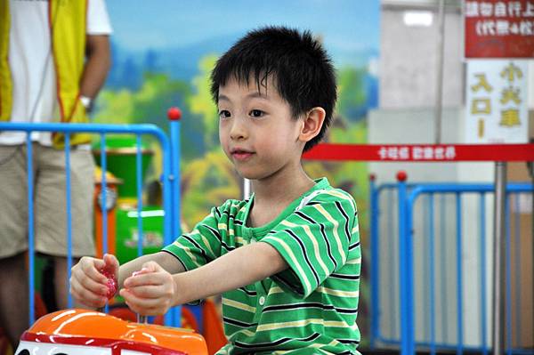 DSC_0075.JPG DSC_0075.JPG