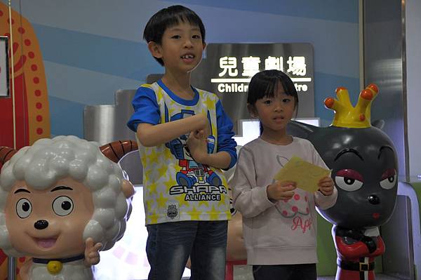 DSC_0049.JPG DSC_0049.JPG