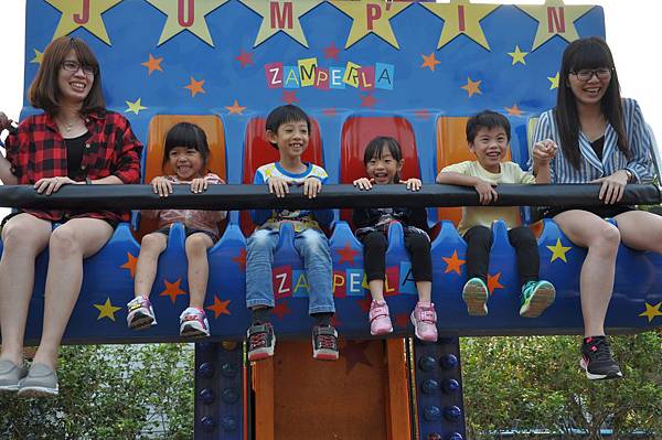 DSC_0145.JPG DSC_0145.JPG