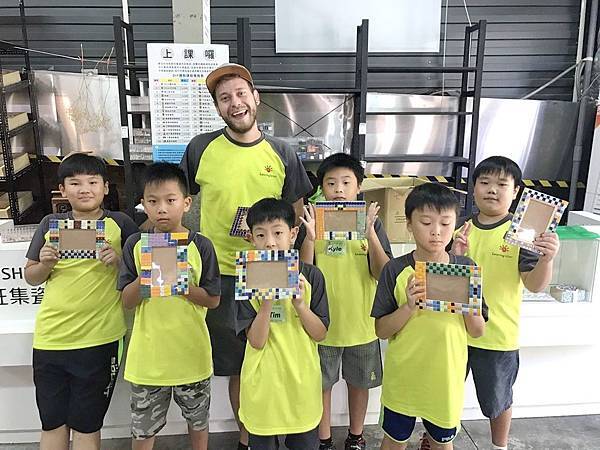 37878745_2155773887785219_196699688156528640_o.jpg 37878745_2155773887785219_196699688156528640_o.jpg