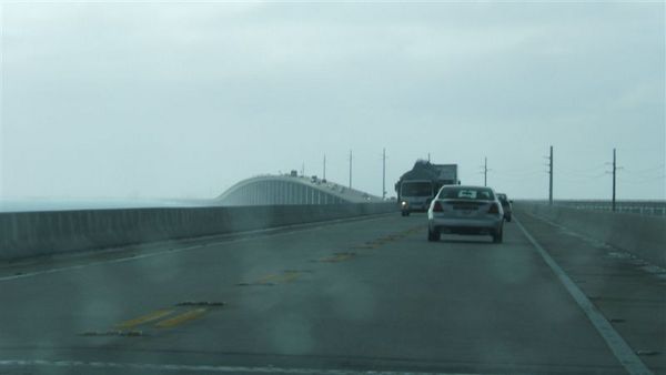 還有很多的跨海大橋