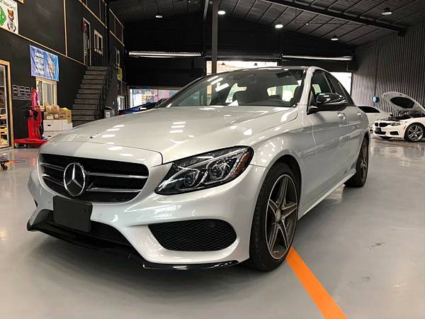 布魯斯.葉.Bruce.Yeh 易漢國際Benz C300A23P-43.jpg