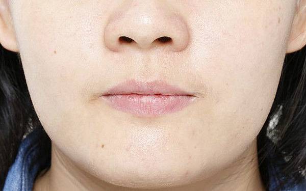 用碧麗妃的濾鏡平衡美肌水之後，我的肌膚狀況達到近期的最佳狀態。碧麗妃,濾鏡平衡美肌水,評價,出油,毛孔粗大,濕敷,回購率,平衡,調理膚況,植物萃取,精華,真材實料,推薦