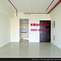 科大將11F-客廳2.JPG