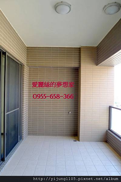築藝6F-客廳陽台2.JPG