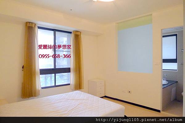 大有可為4F-主臥.JPG