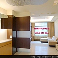 蔚藍海10F-客廳2.JPG