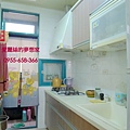 蔚藍海11F-廚房.JPG