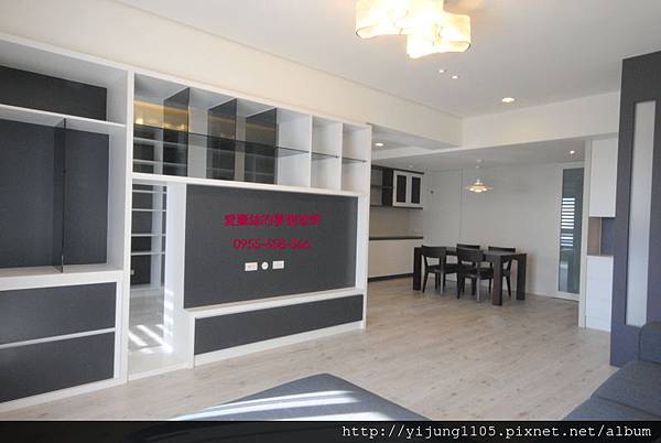 大隱琉璃8F-客廳2.JPG