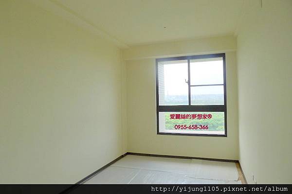 大學漾7F-臥房2.JPG