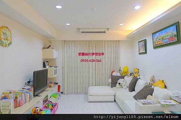 御美學6F-客廳1.JPG
