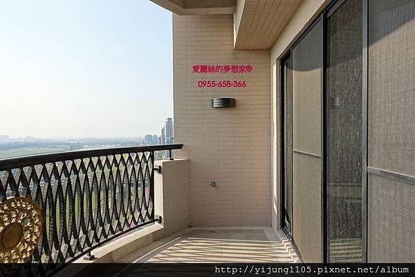 大宅天景14F-客廳陽台.JPG