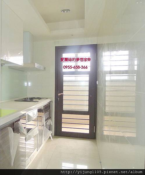 賦格律6F-廚房.JPG