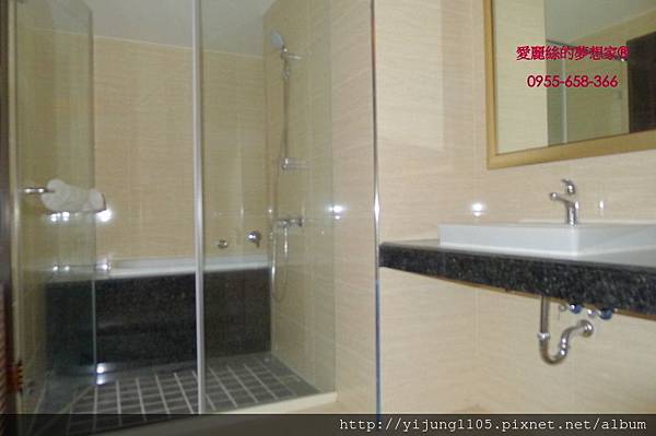 賦格律-21F衛浴2.JPG