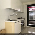 仁發香榭14F-廚房.jpg