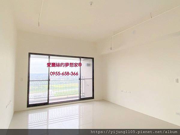 德鑫V1-21F客廳1.jpg 德鑫V1-21F客廳1.jpg
