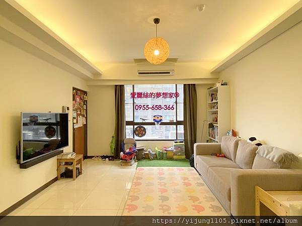 臻愛香堤10F-客廳1.jpg 臻愛香堤10F-客廳1.jpg