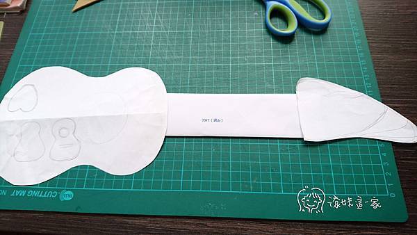 吉他001.jpg 吉他001.jpg