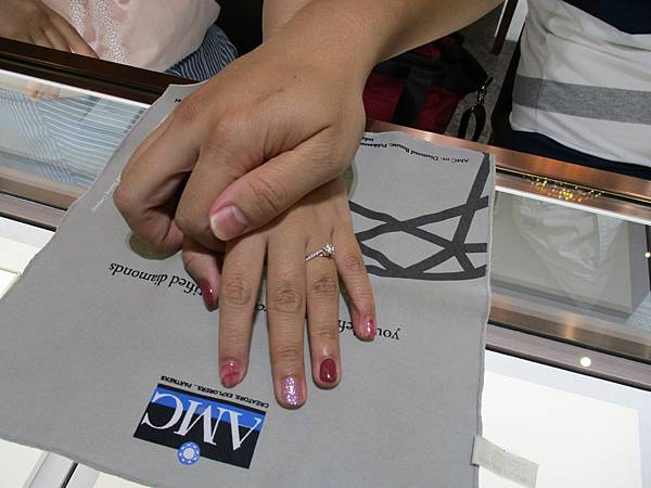 AMC鑽石婚戒鑽戒推薦08.11張珮綺1