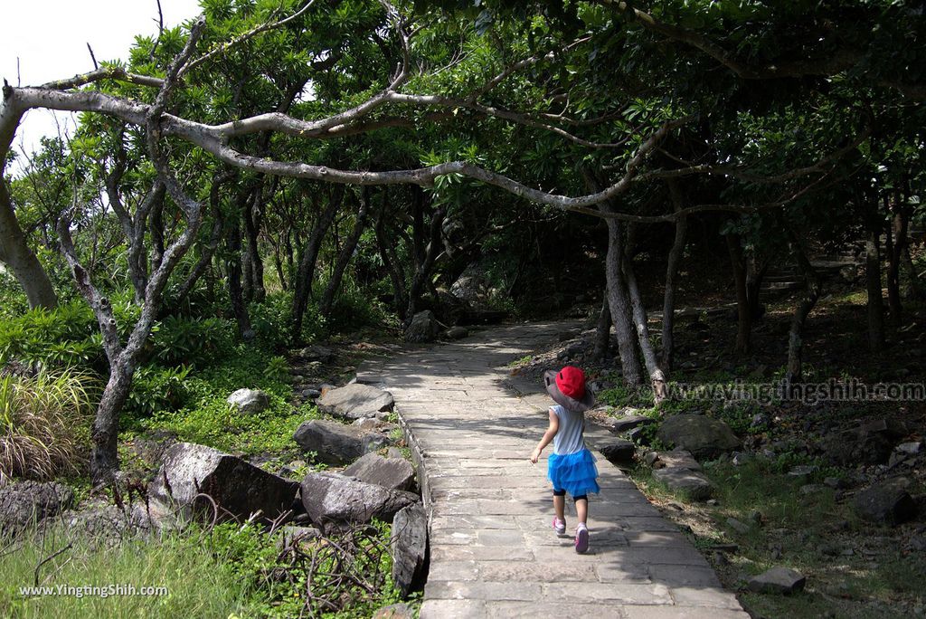 YTS_YTS_20180702_宜蘭頭城北關海潮公園／古砲／一線天／豆腐岩／單面山044_3A5A4347.jpg