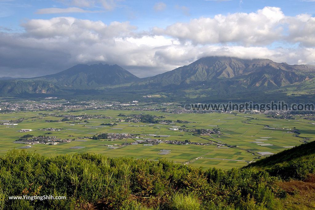 YTS_YTS_20180812_Japan Kyushu Kumamoto Daikanbo View Place日本九州熊本大觀峰展望台057_3A5A6575.jpg