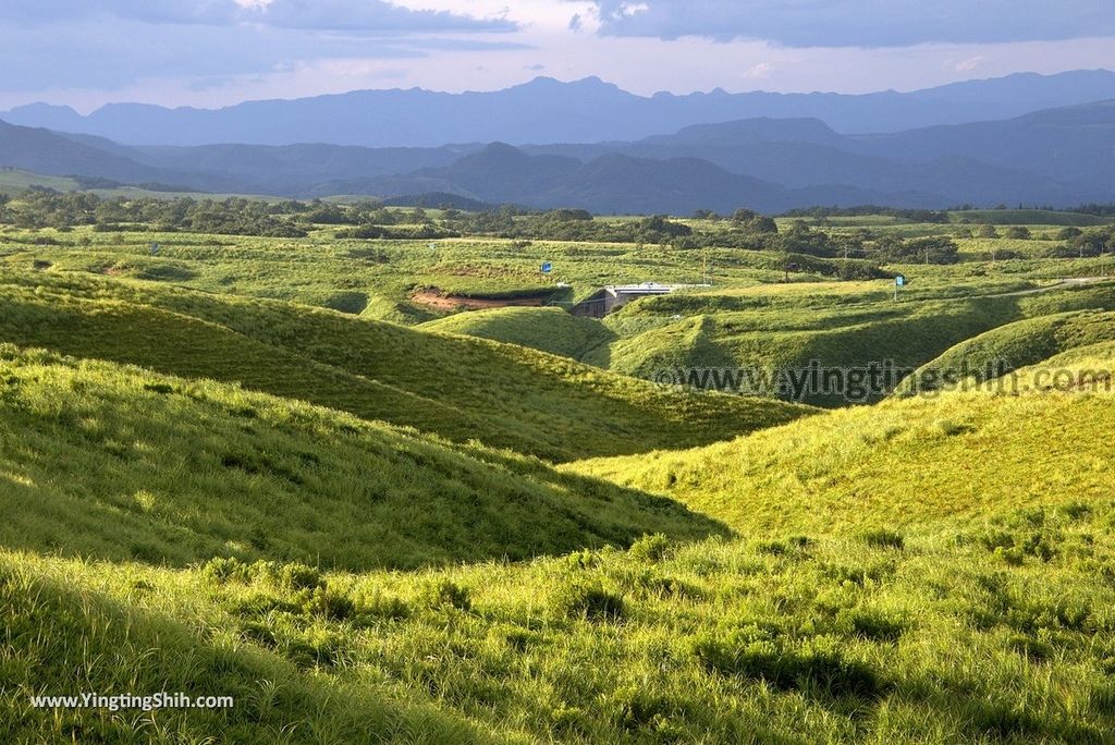 YTS_YTS_20180812_Japan Kyushu Kumamoto Daikanbo View Place日本九州熊本大觀峰展望台089_3A5A7071.jpg