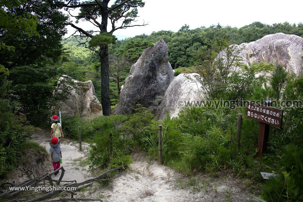 YTS_YTS_20190813_日本東北福島蘑菇岩／浄土松公園Japan Tohoku Fukushima Mushroom Rock／Jodomatsu Park033_539A0432.jpg