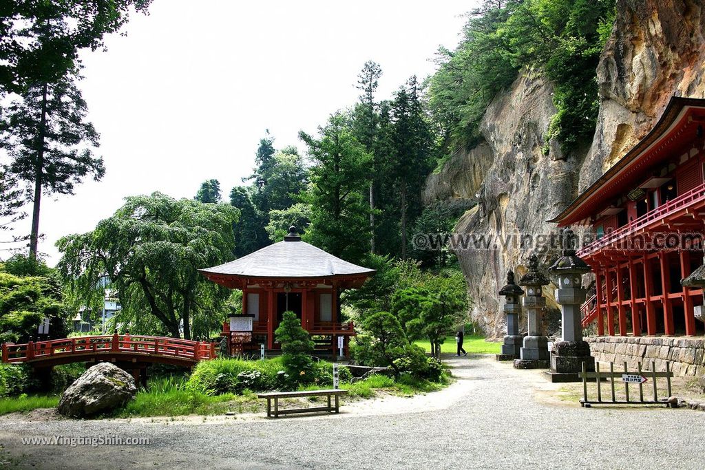 YTS_YTS_20190727_日本東北岩手達谷窟毘沙門堂／岩面大佛Japan Tohoku Iwate Takkounoiwaya Bishamondo025_539A6587.jpg