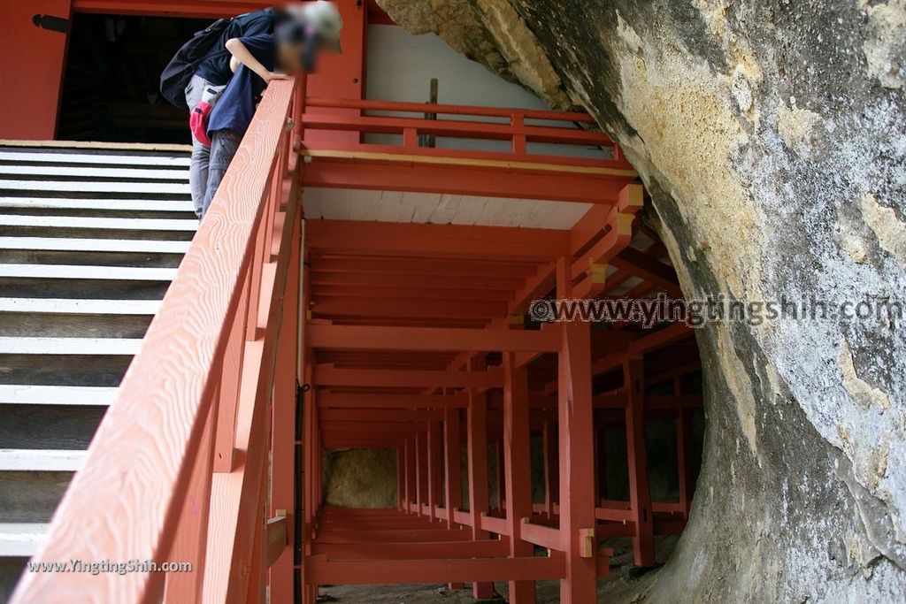 YTS_YTS_20190727_日本東北岩手達谷窟毘沙門堂／岩面大佛Japan Tohoku Iwate Takkounoiwaya Bishamondo039_539A6667.jpg