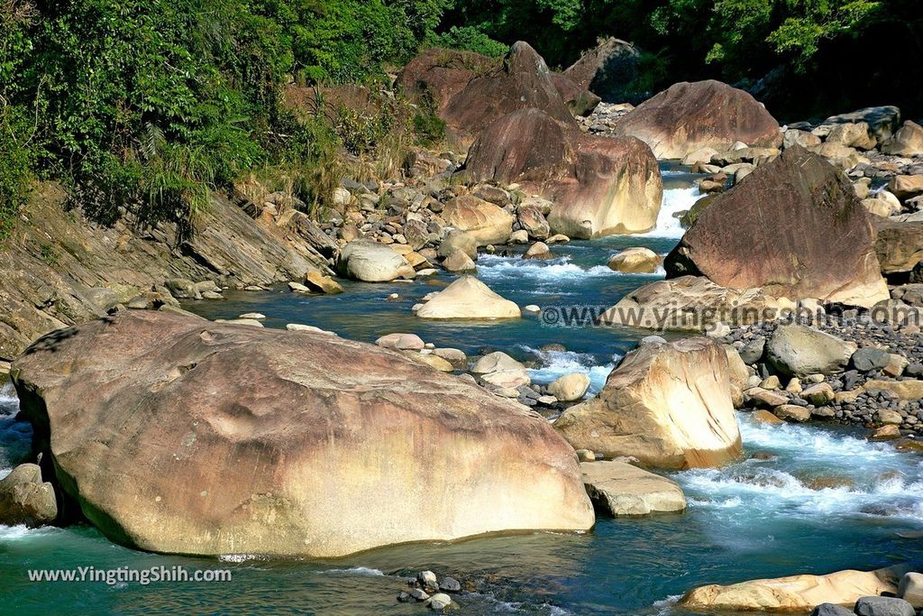 YTS_YTS_20191006_新北三峽東麓瀑布／東麓福安宮New Taipei Sanxia Donglu Falls／Donglu Fuan Temple009_539A8993.jpg