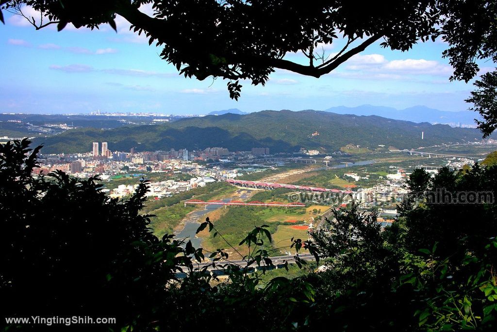 YTS_YTS_20191208_新北三峽鳶山彩壁／光復紀念大鐘／長春嶺New Taipei Sanxia Yuan Shan Color Wall Hiking Trail101_539A2715.jpg