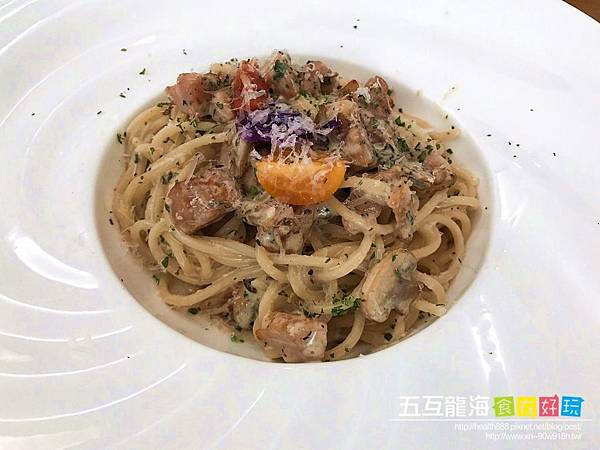 台中北區｜義娜堤餐廚Eternity Café。隱藏在巷弄裡的道地義式餐廳  五互集團小編老皮貓