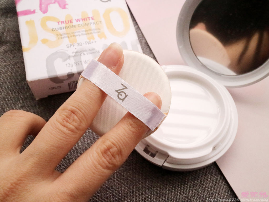 Za油光bye轻透妆前乳SPF25/PA+++&Za裸光亮白气垫粉饼SPF30/PA++