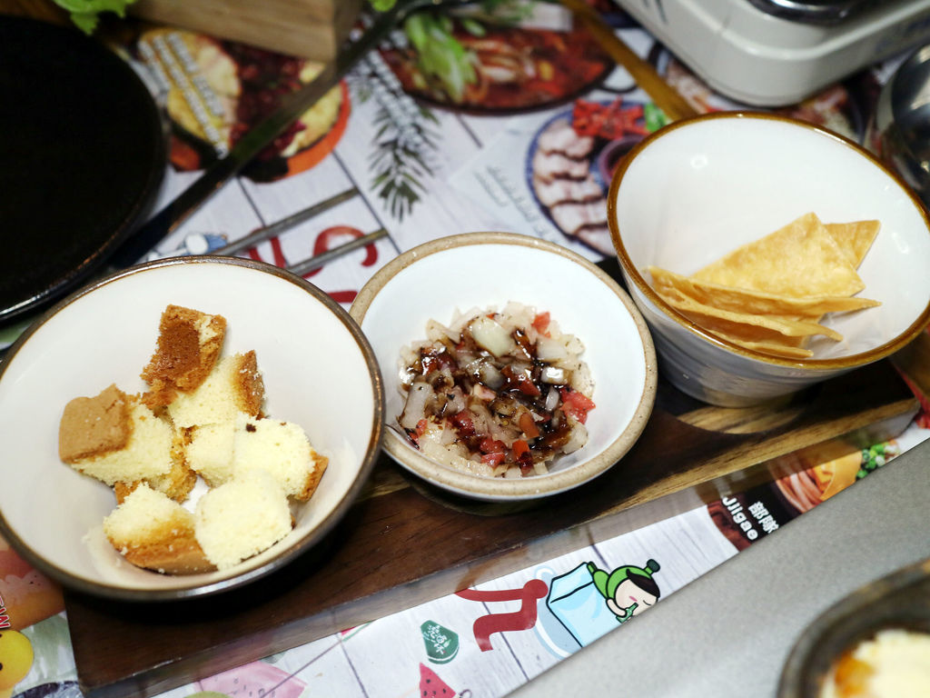 信义区韩式料理/烧酒一杯