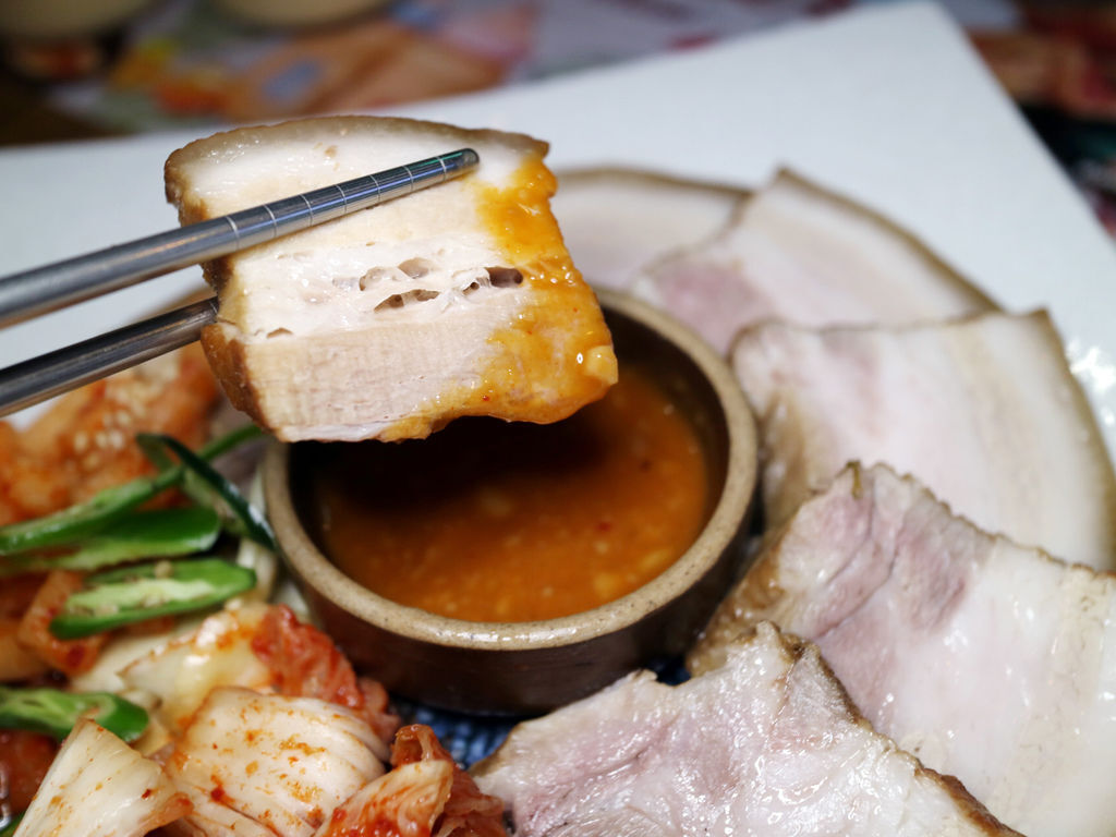 信义区韩式料理/烧酒一杯