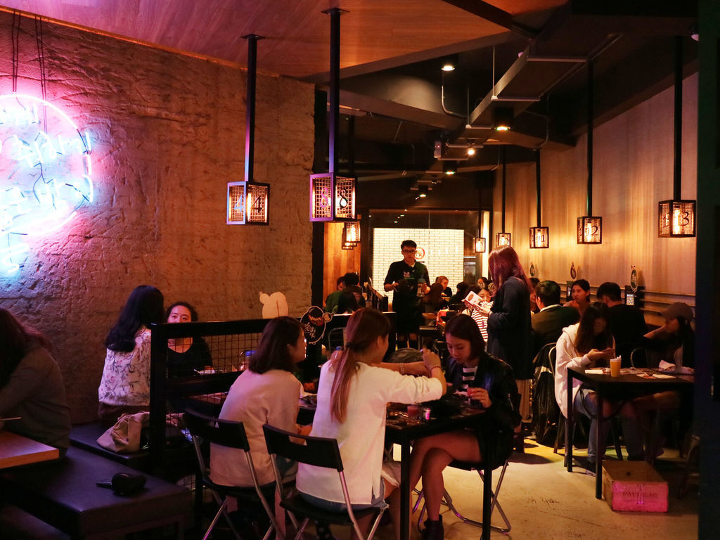 信义区韩式料理/烧酒一杯