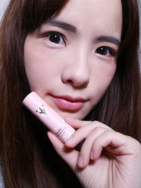 卡娜赫拉彩妝/卡娜赫拉唇膏/卡娜赫拉護唇膏/卡娜赫拉蜜粉/卡娜赫拉腮紅