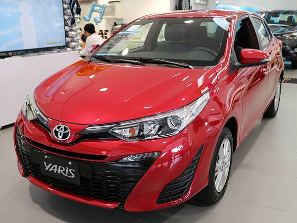 TOYOTA YARIS 2018