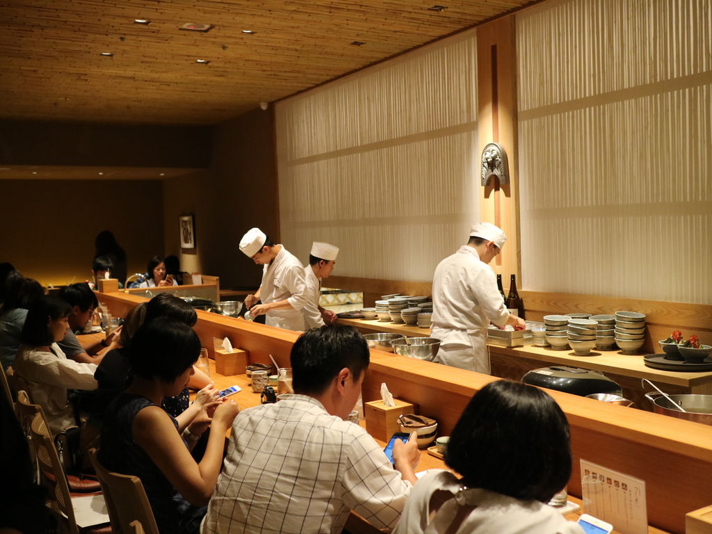 日本橋海鮮丼つじ半