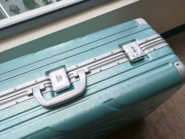 gusoini古斯尼行李箱